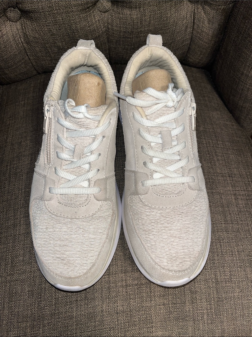 Vionic Delmar Remi Women’s Casual Lace-Up Sneaker size 8.5 - Picture 3 of 11